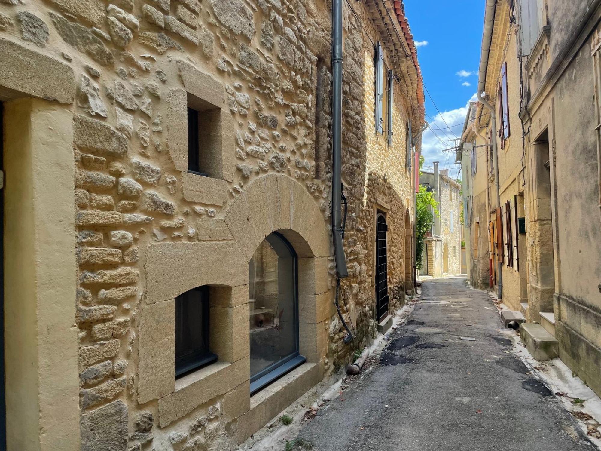 Charmante Maison De Village Collias Екстериор снимка